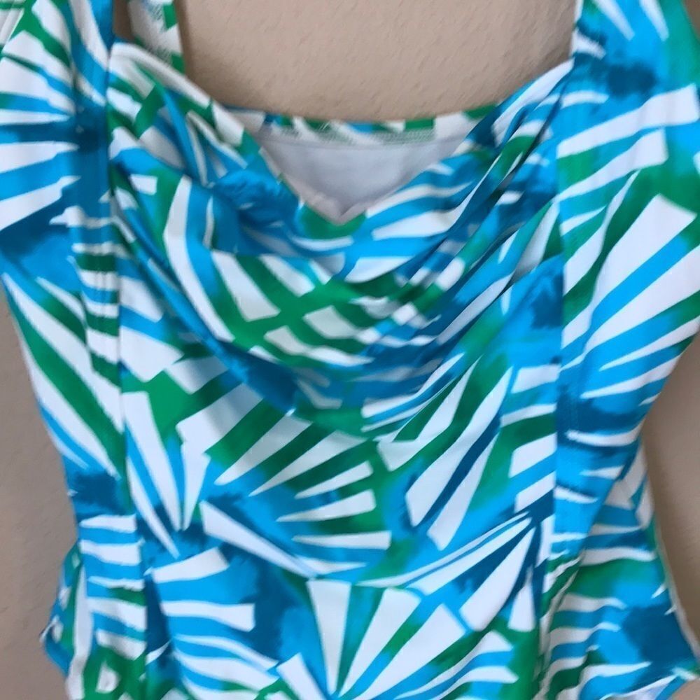 - Pursuit One Piece Bathing Suit - Picture 2 of 5